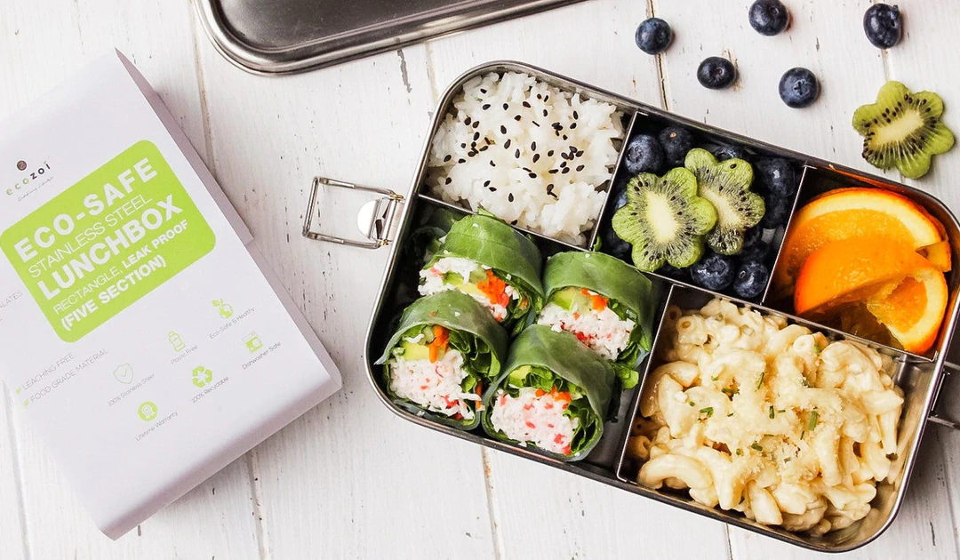 Synthesize the necessary ecological utensils in the kitchen for the family kitchen